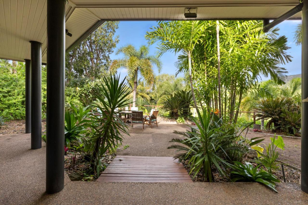 The Palms On Hamilton Island Villa Bagian luar foto